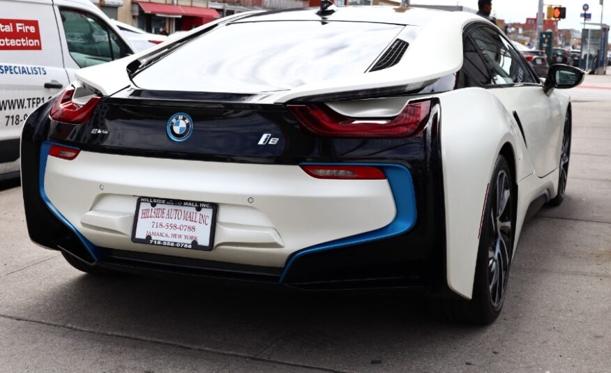 2015 BMW i8 2dr Cpe