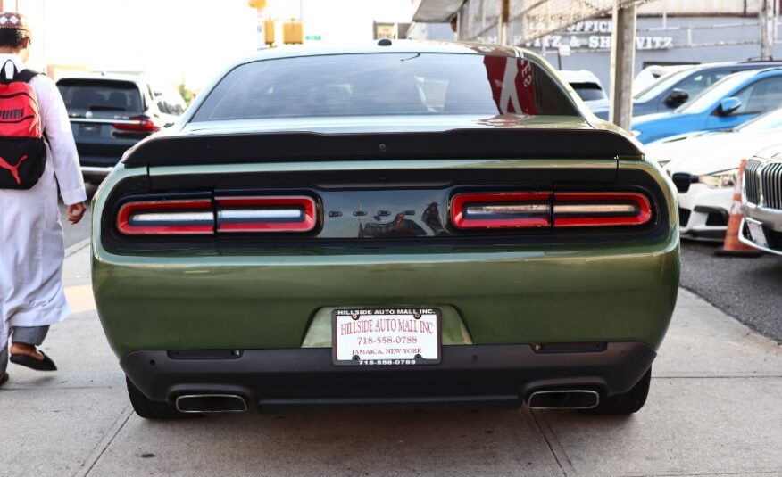 2022 Dodge Challenger R/T RWD