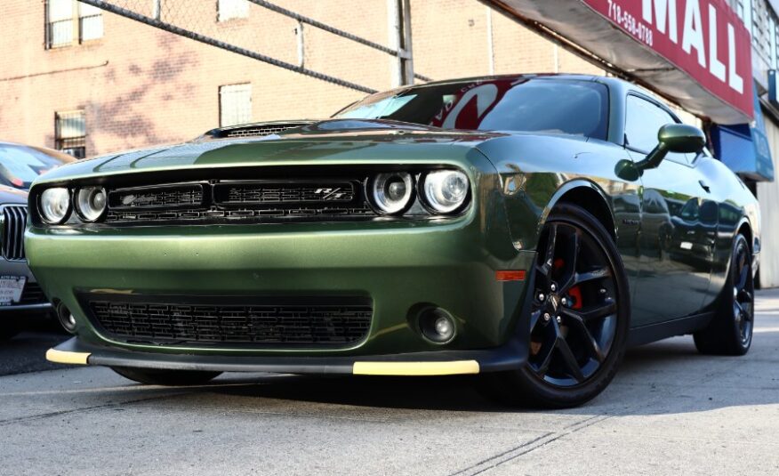 2022 Dodge Challenger R/T RWD