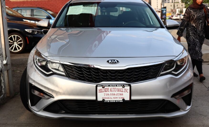 2019 Kia Optima LX Auto