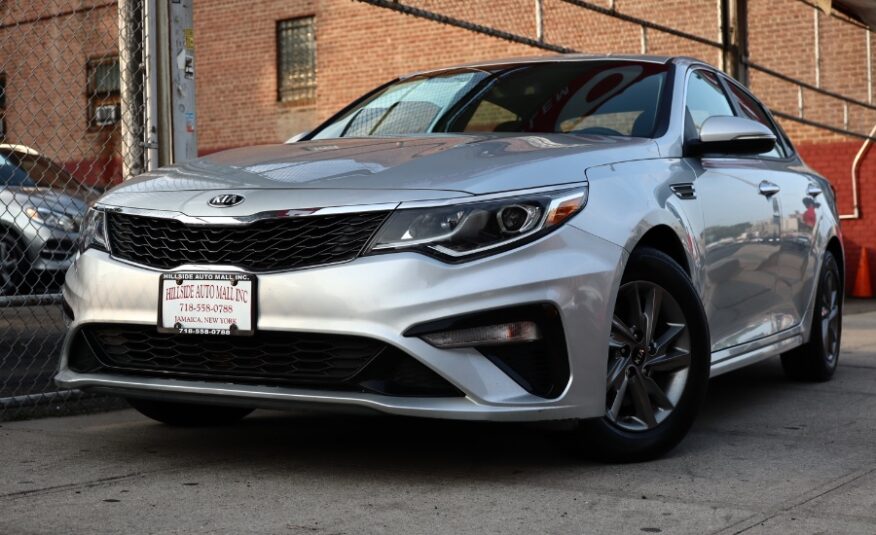 2019 Kia Optima LX Auto