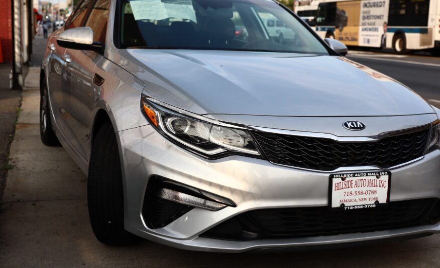 2019 Kia Optima LX Auto