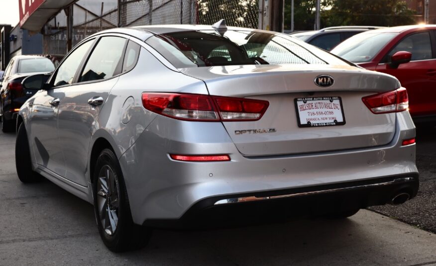 2019 Kia Optima LX Auto