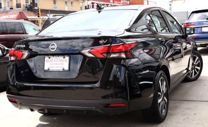 2021 Nissan Versa SV CVT