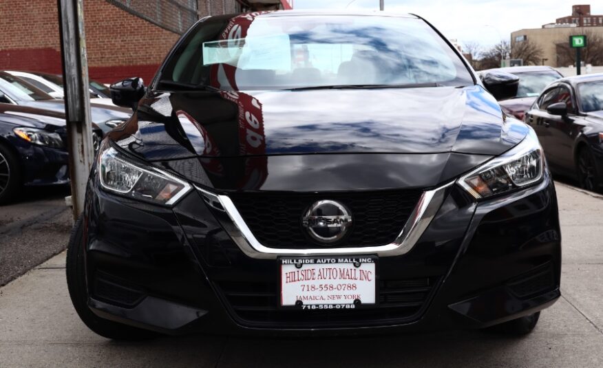 2021 Nissan Versa SV CVT