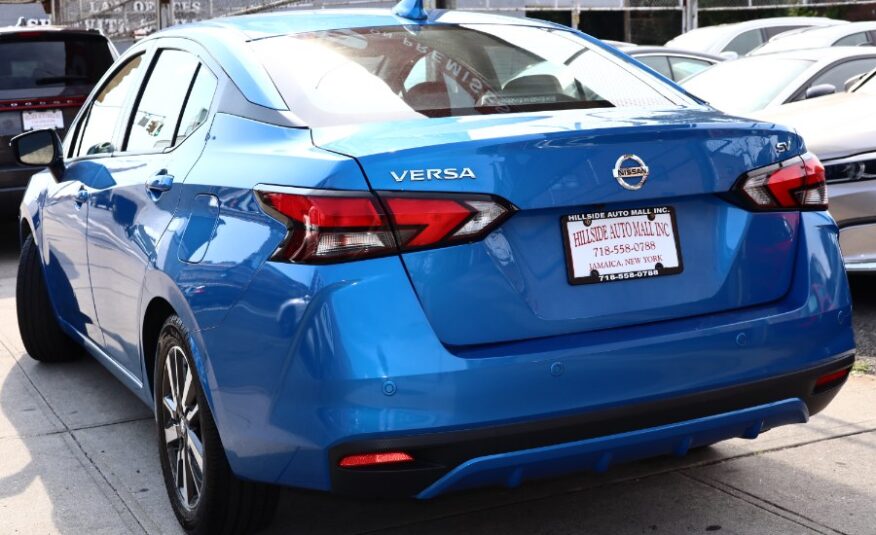 2021 Nissan Versa SV CVT